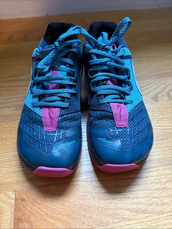 Altra Shoes - Altra Women's Athletic Shoes in Teal and Pink